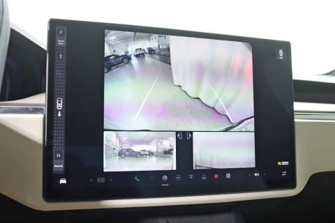 2023 Tesla Model X Standard Range