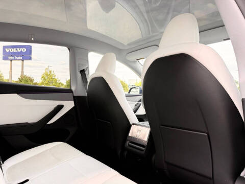 2026 Tesla Model Y Premium