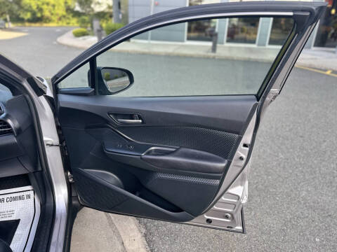 2018 Toyota C-HR XLE Premium