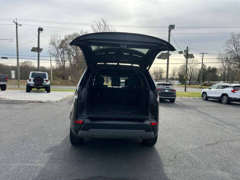 2020 Land Rover Discovery SE