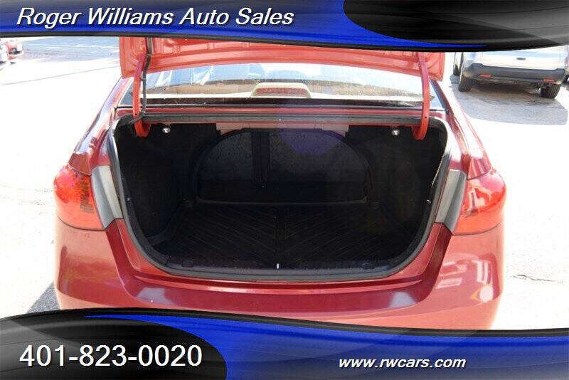 2010 Hyundai Elantra Blue