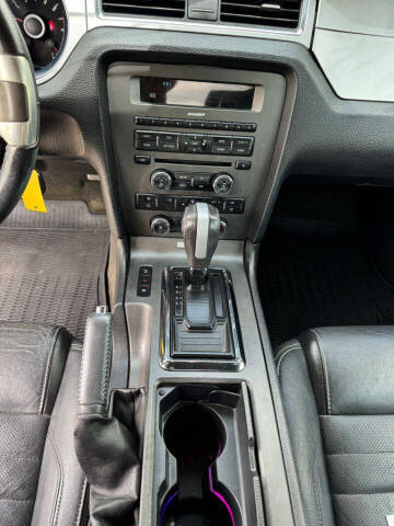 2014 Ford Mustang V6 Premium