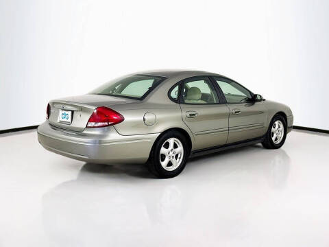 2004 Ford Taurus SES