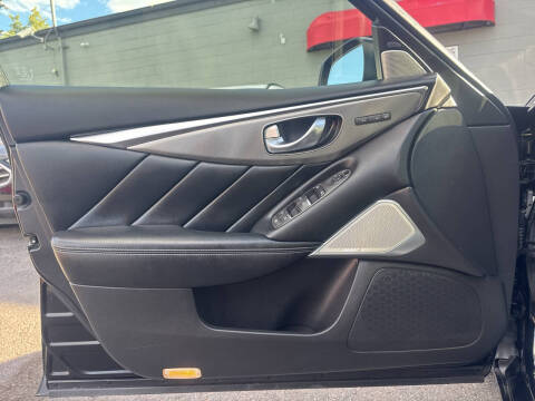 2017 Infiniti Q50 2.0T Premium