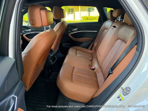 2021 Audi e-tron quattro Premium