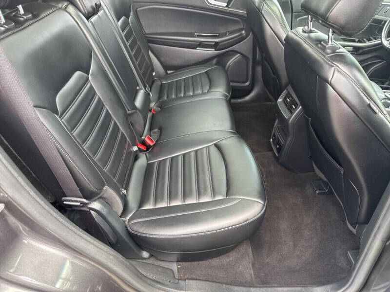 2020 Ford Edge SEL