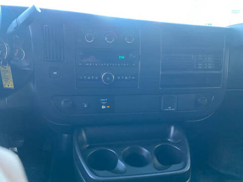 2024 Chevrolet Express 2500