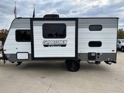 2023 KZ Connect 181BH for sale at SILVERSTAR MOTORS in Midlothian TX