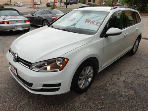 2017 Volkswagen Golf SportWagen