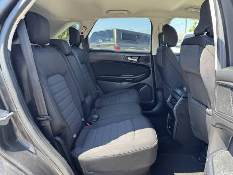 2016 Ford Edge SE
