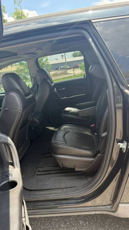 2011 Chevrolet Traverse LT