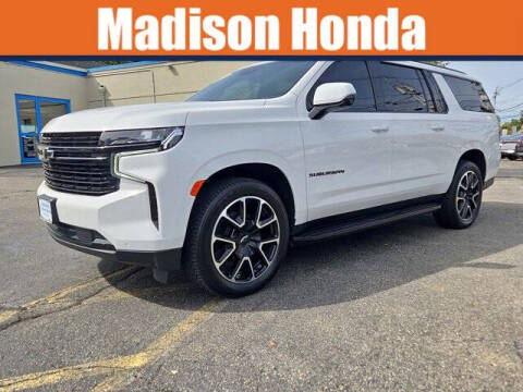 2023 Chevrolet Suburban RST