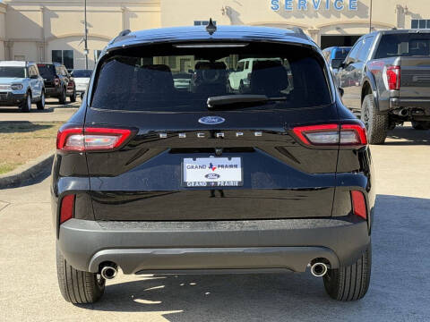 2026 Ford Escape ST-Line