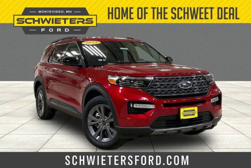 2023 Ford Explorer XLT 4WD's photo
