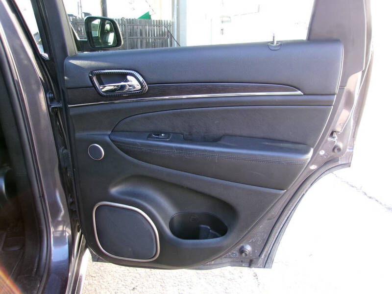 2016 Jeep Grand Cherokee Summit