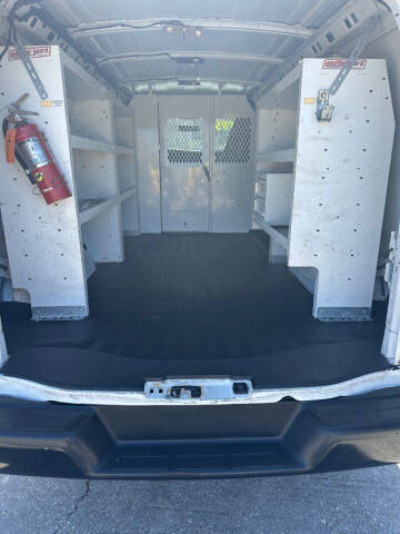 2016 Chevrolet Express 2500