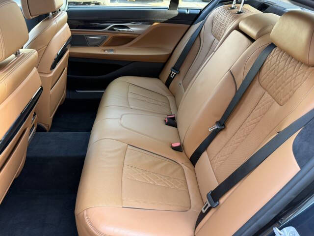 2016 BMW 7 Series 750i xDrive