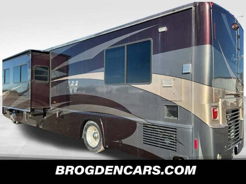 2008 Freightliner XCS Chassis