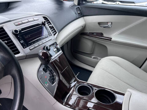 2011 Toyota Venza AWD 4cyl