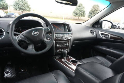 2016 Nissan Pathfinder Platinum