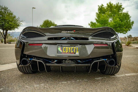 2017 McLaren 570GT