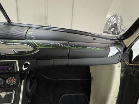 1950 Ford Deluxe