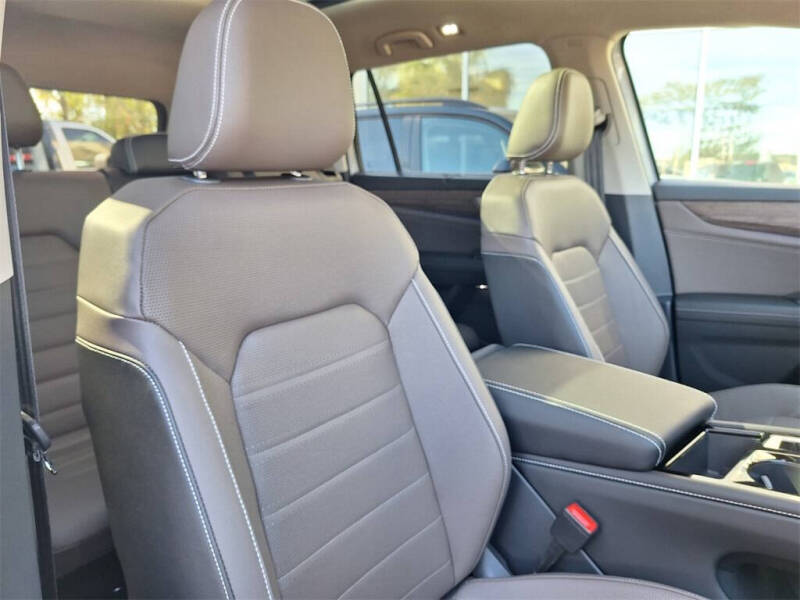 2025 Volkswagen Atlas SEL 4Motion