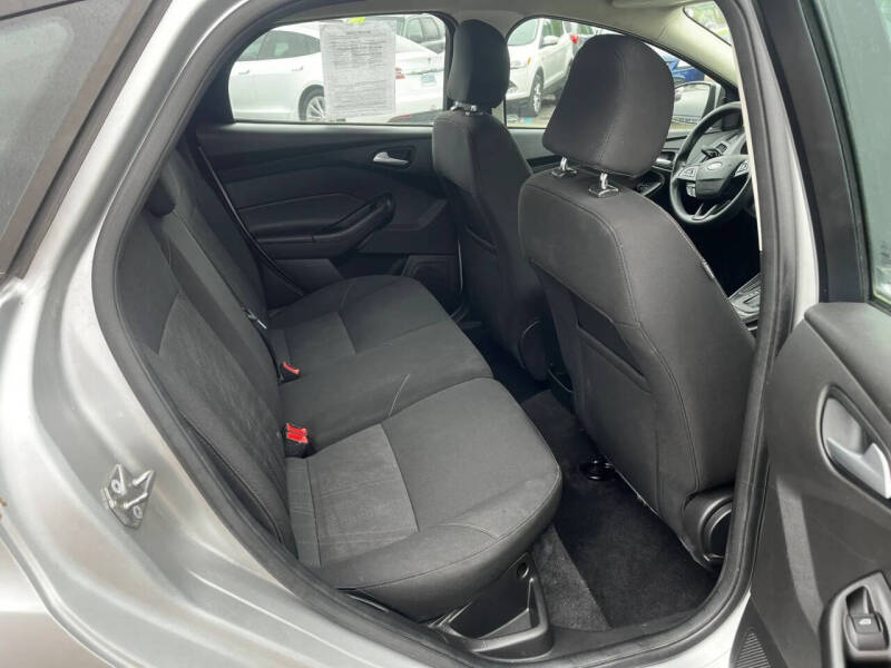 2017 Ford Focus SE