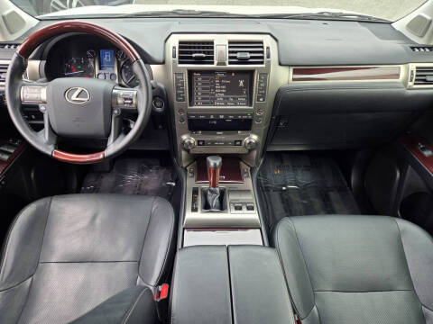 2017 Lexus GX 460
