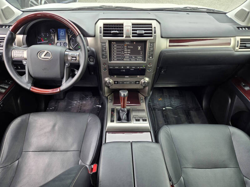 2017 Lexus GX 460