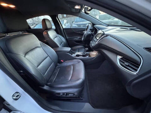 2017 Chevrolet Malibu Premier