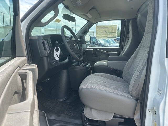 2026 Chevrolet Express 2500
