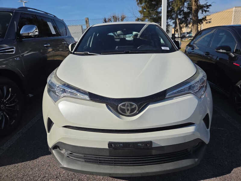 2018 Toyota C-HR XLE Premium