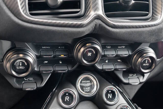 2020 Aston Martin Vantage