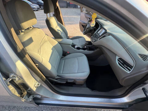 2017 Chevrolet Malibu LS