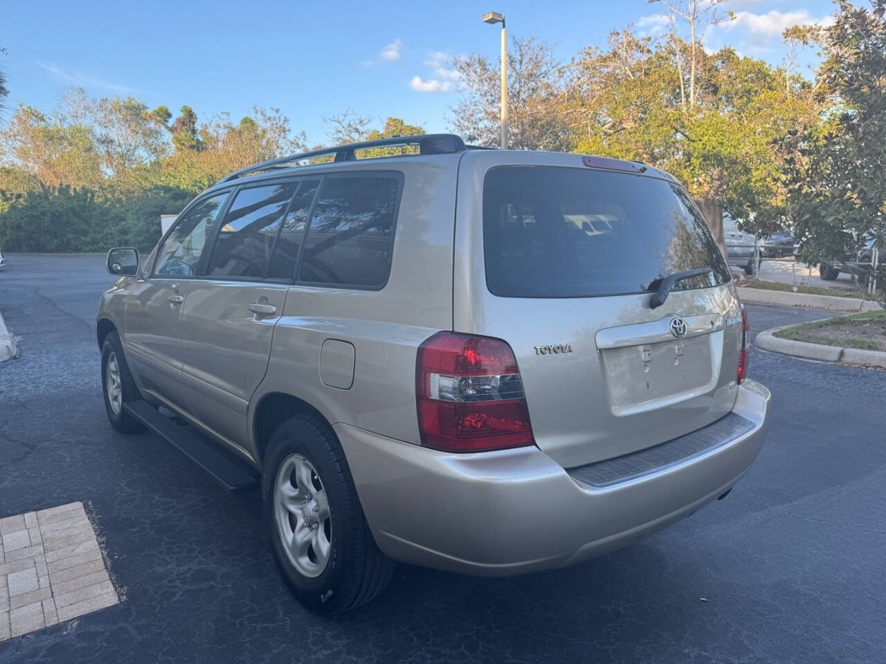 2006 Toyota Highlander for sale at LP AUTO SALES in Naples, FL