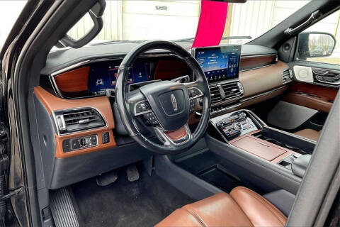 2022 Lincoln Navigator L Reserve