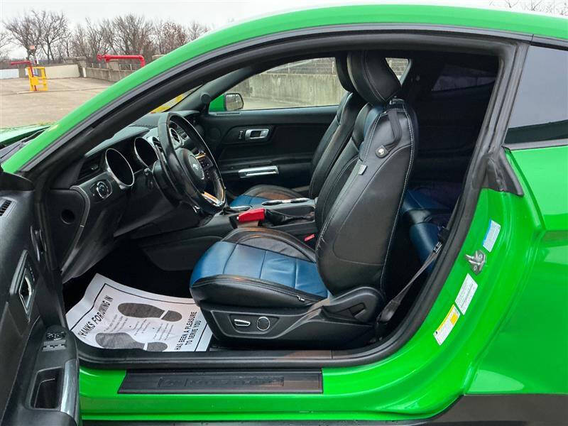 2019 Ford Mustang EcoBoost