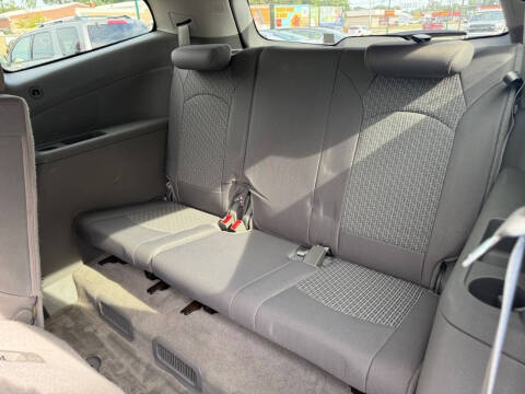 2012 Chevrolet Traverse LS