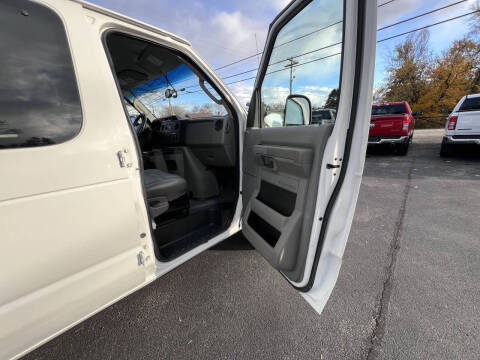 2014 Ford E-Series E-150