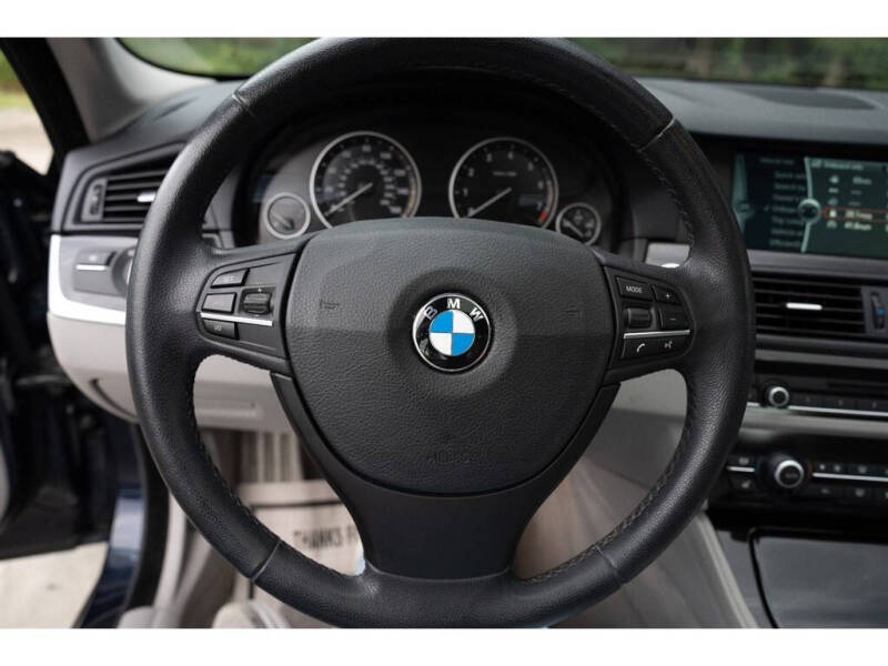 2012 BMW 5 Series 528i