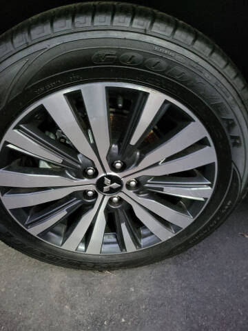 2019 Mitsubishi Outlander SE