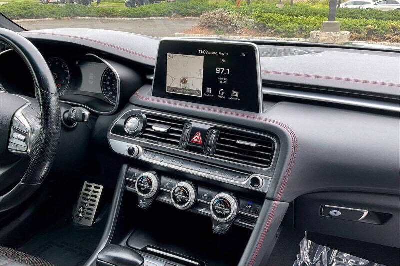 2019 Genesis G70