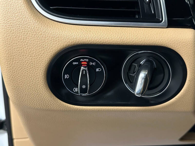 2018 Porsche Macan S