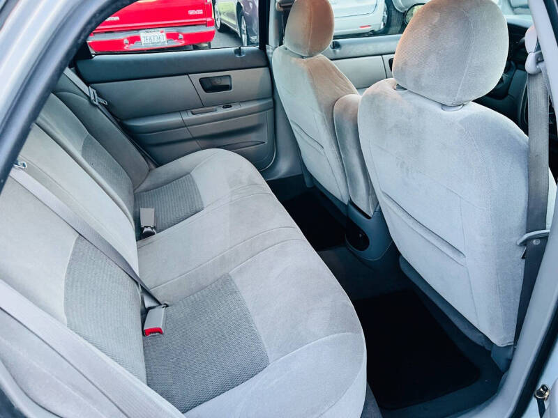 2007 Ford Taurus SE