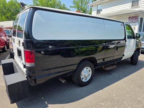 2009 Ford E-Series E-350 SD