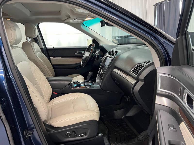 2016 Ford Explorer Platinum
