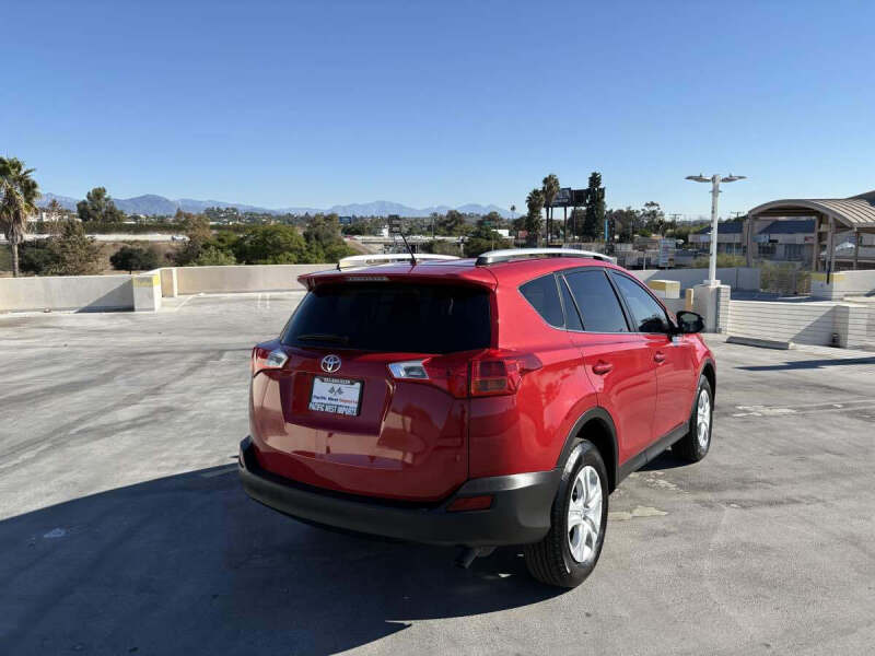 2013 Toyota RAV4 LE