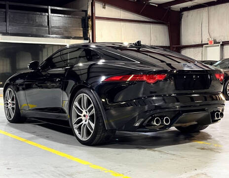 2015 Jaguar F-TYPE R