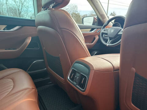 2017 Maserati Levante S